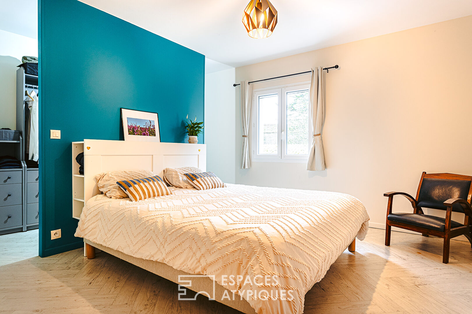 Renovated Charentaise in a bucolic setting