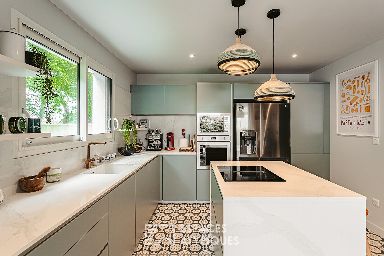 Charmante maison dans son écrin de verdure