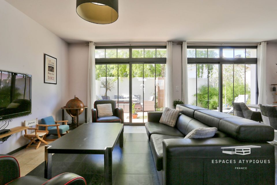 17137 L HOUMEAU - Maison de ville contemporaine - Réf. EALR155-1