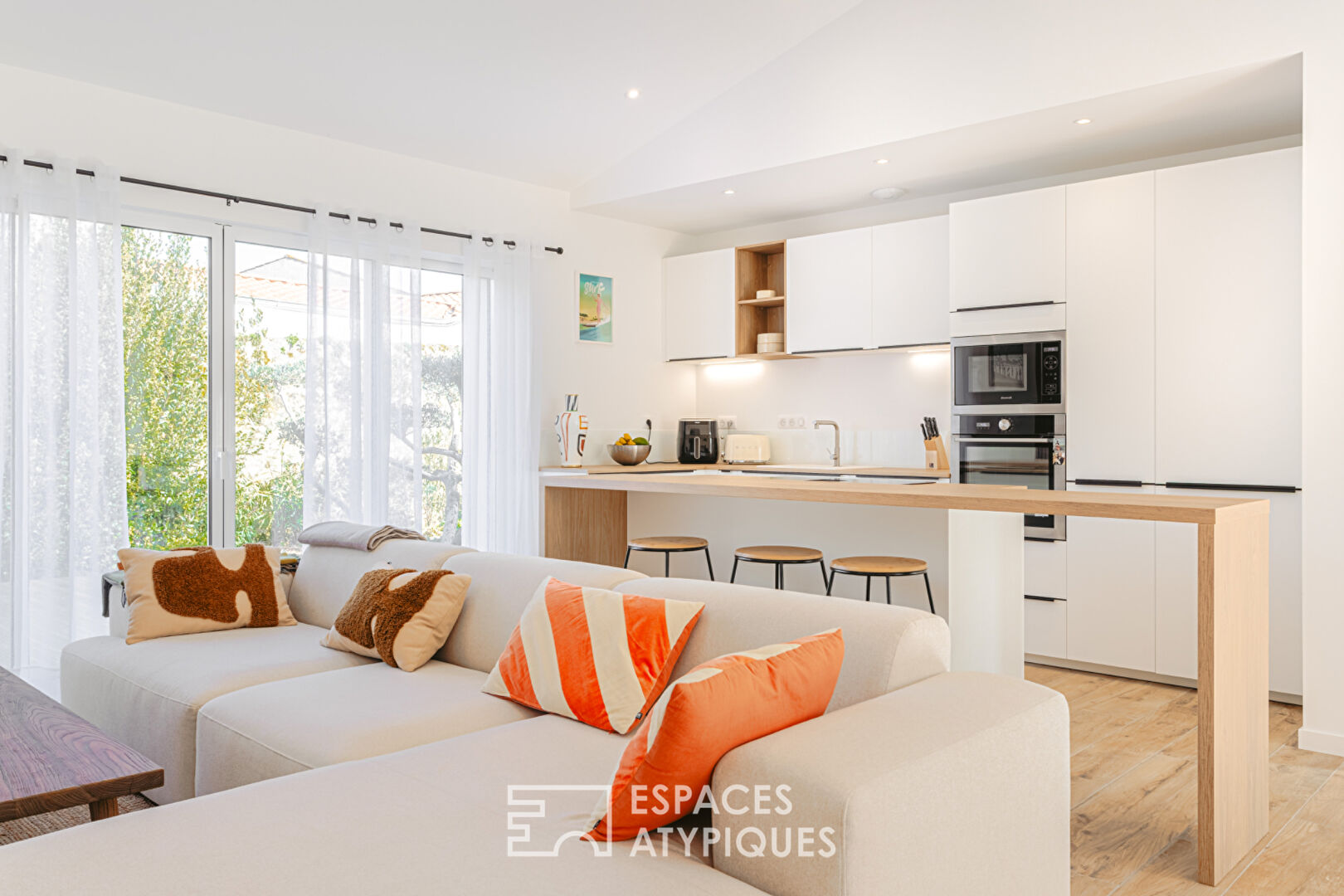 Maison neuve comme un clos Rétais