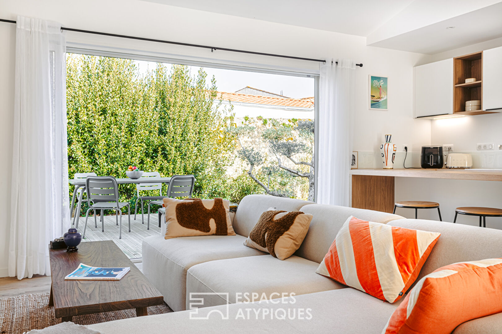 Maison neuve comme un clos Rétais