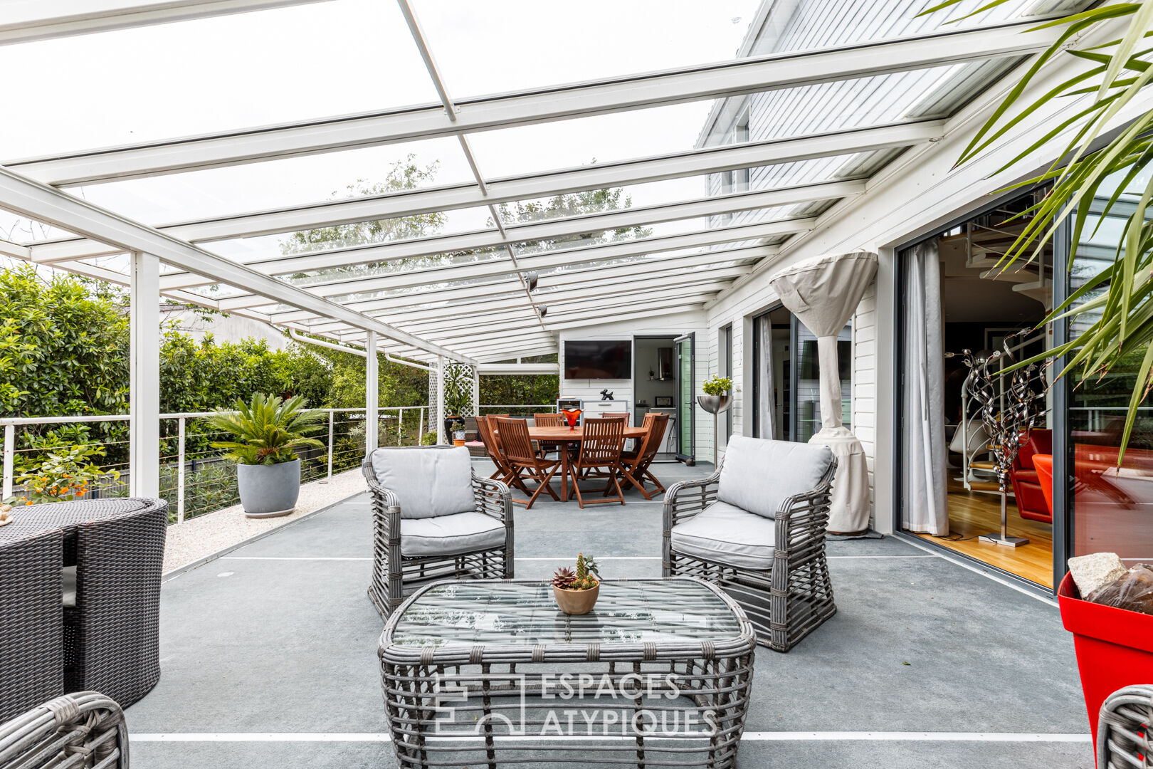 Villa d’architecte sur pilotis