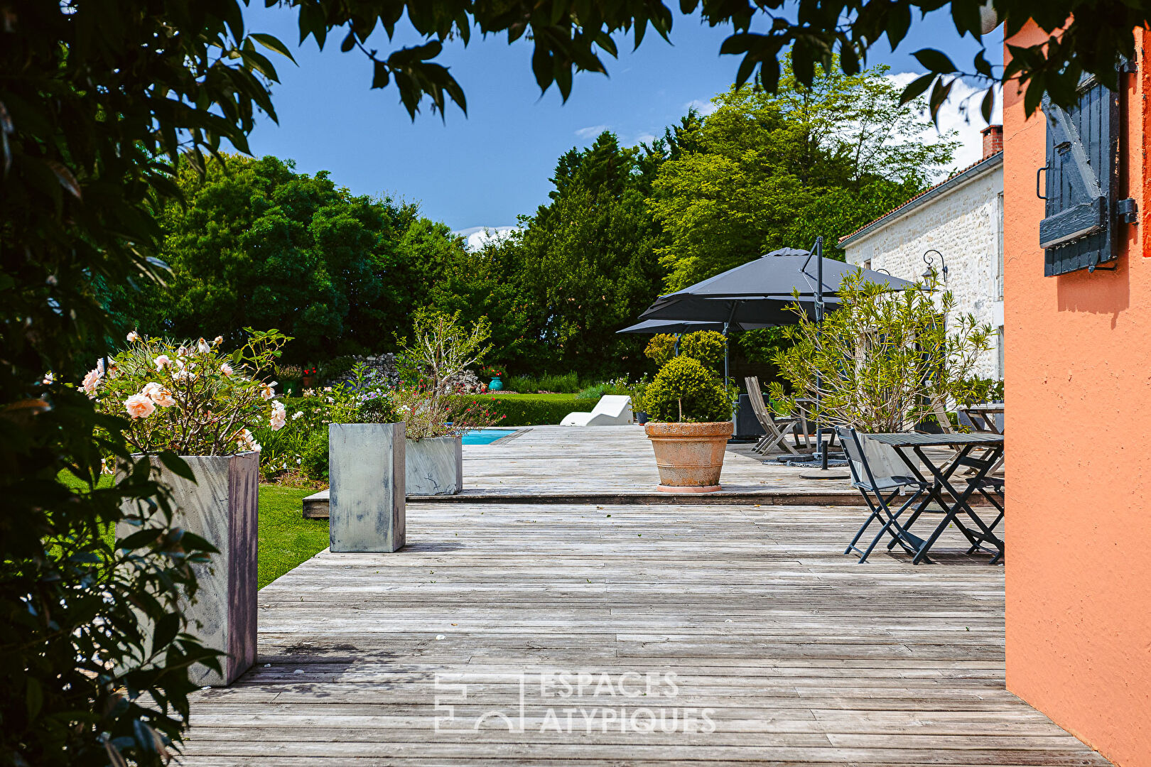 Renovated barn and its exceptional rooms
