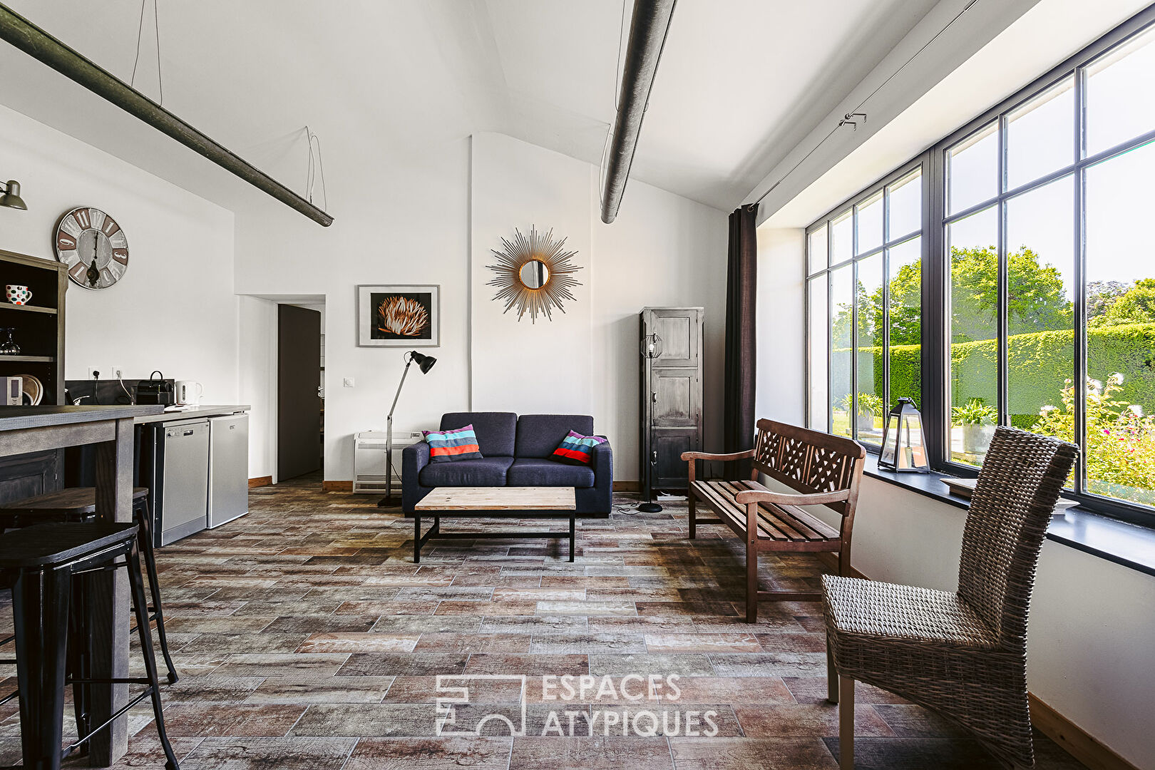 Renovated barn and its exceptional rooms