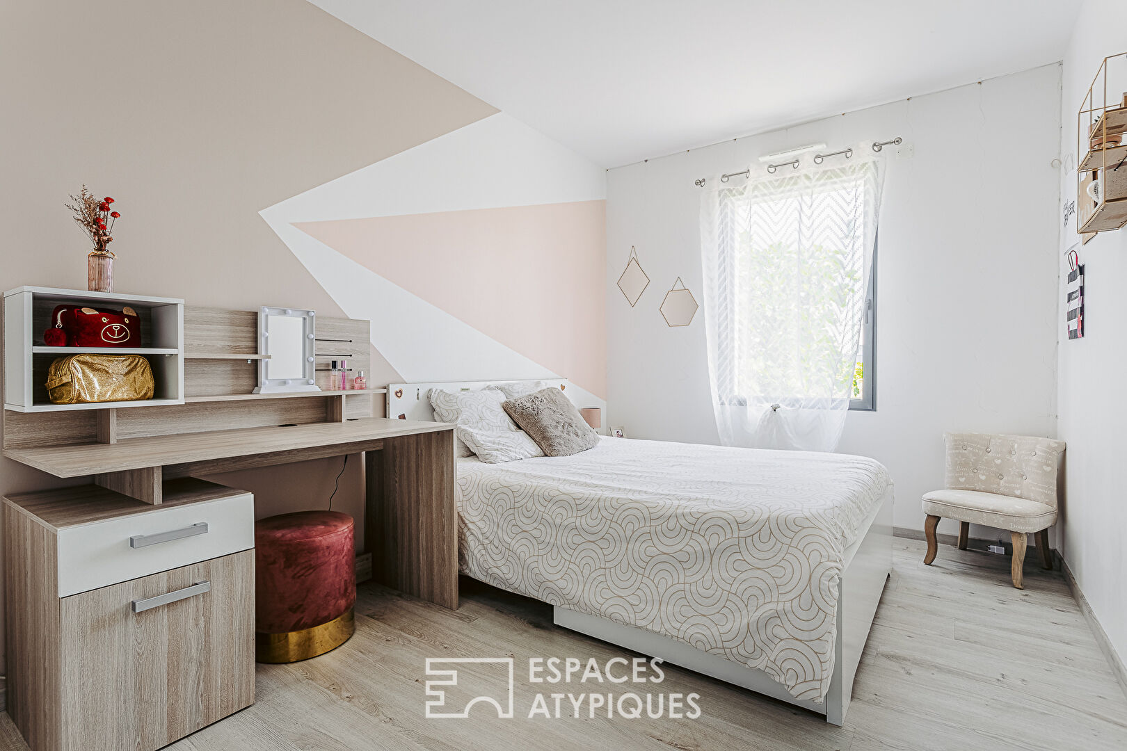 Contemporary family home in the heart of the village