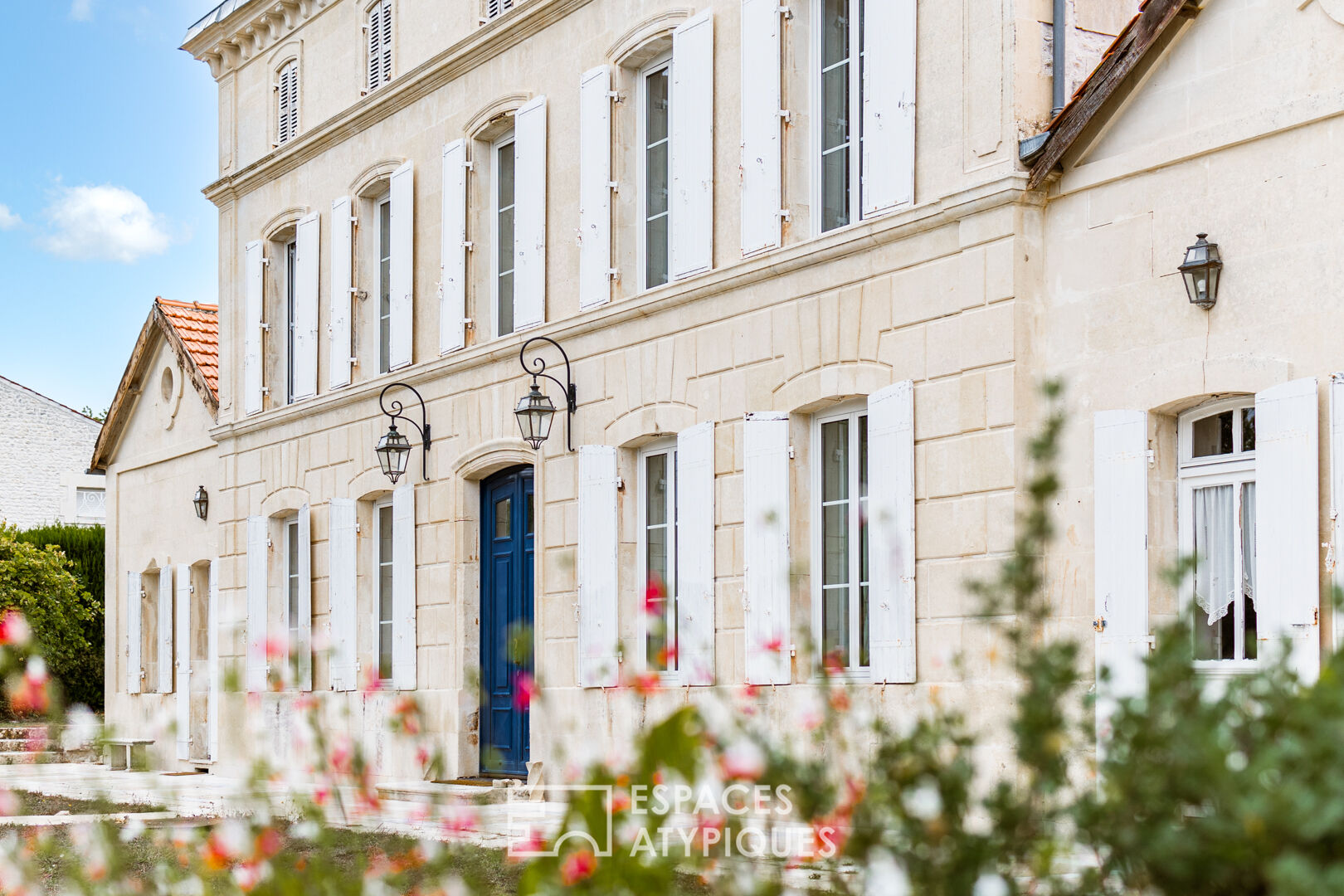 Maison de maître au charme d’antan avec dépendances