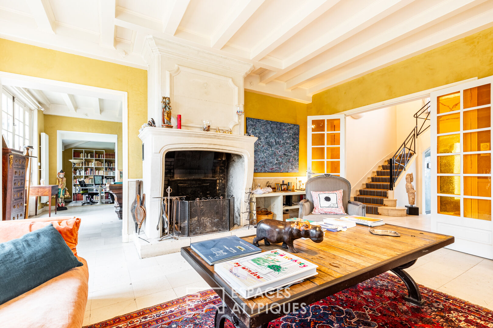 A revisited bourgeoisie and its wooded park