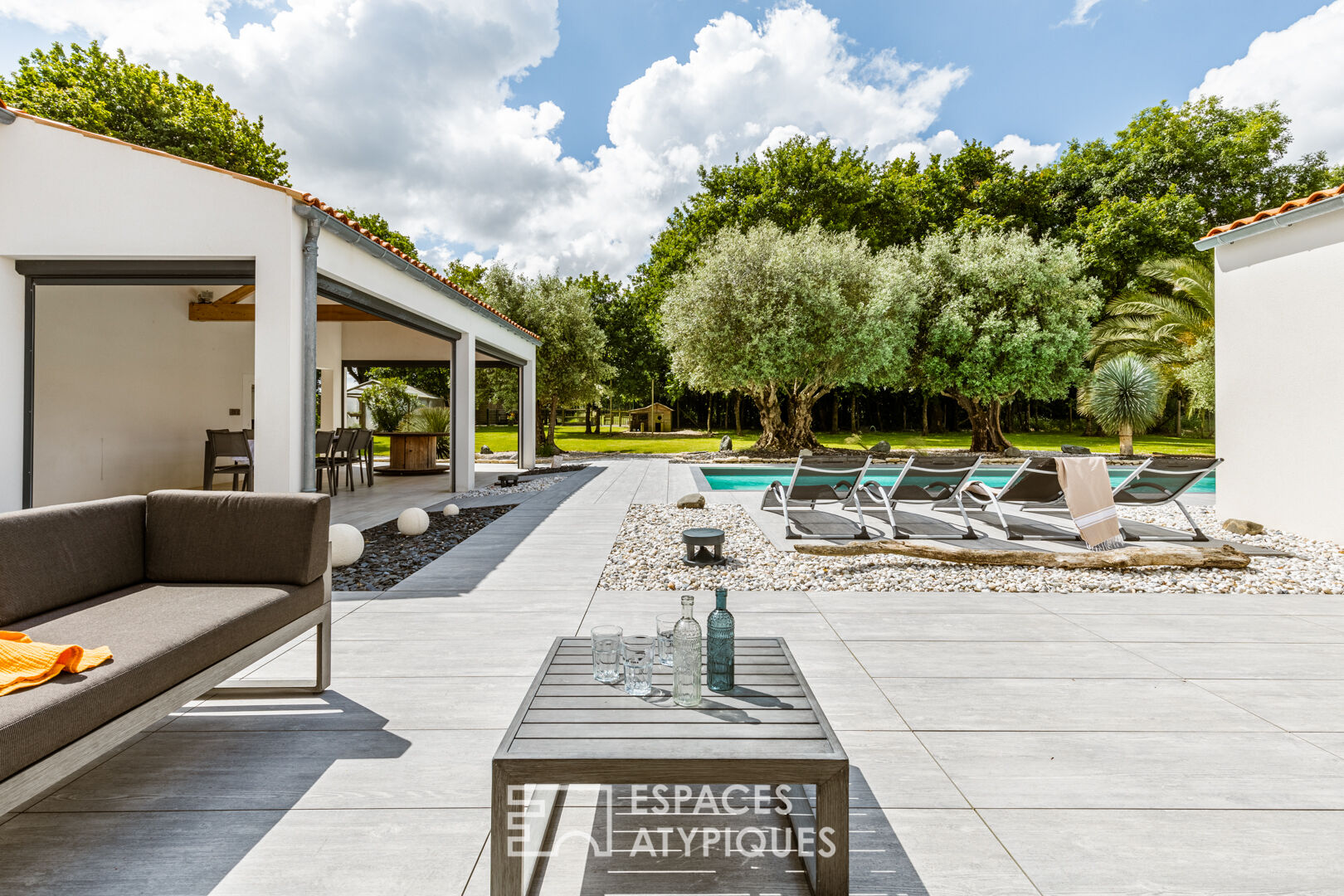 Élégante villa d’architecte aux prestations haut de gamme
