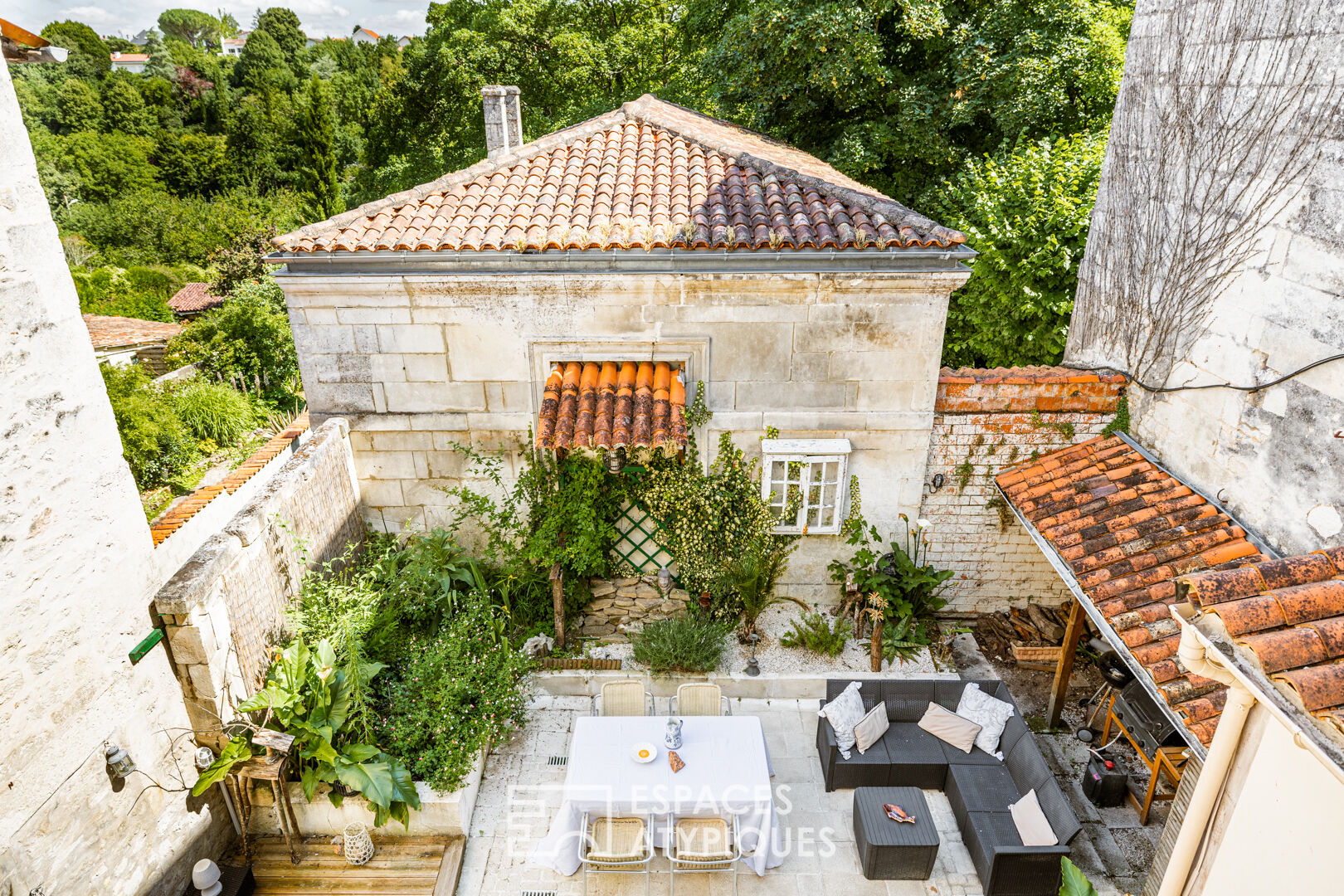 Authentique maison de ville