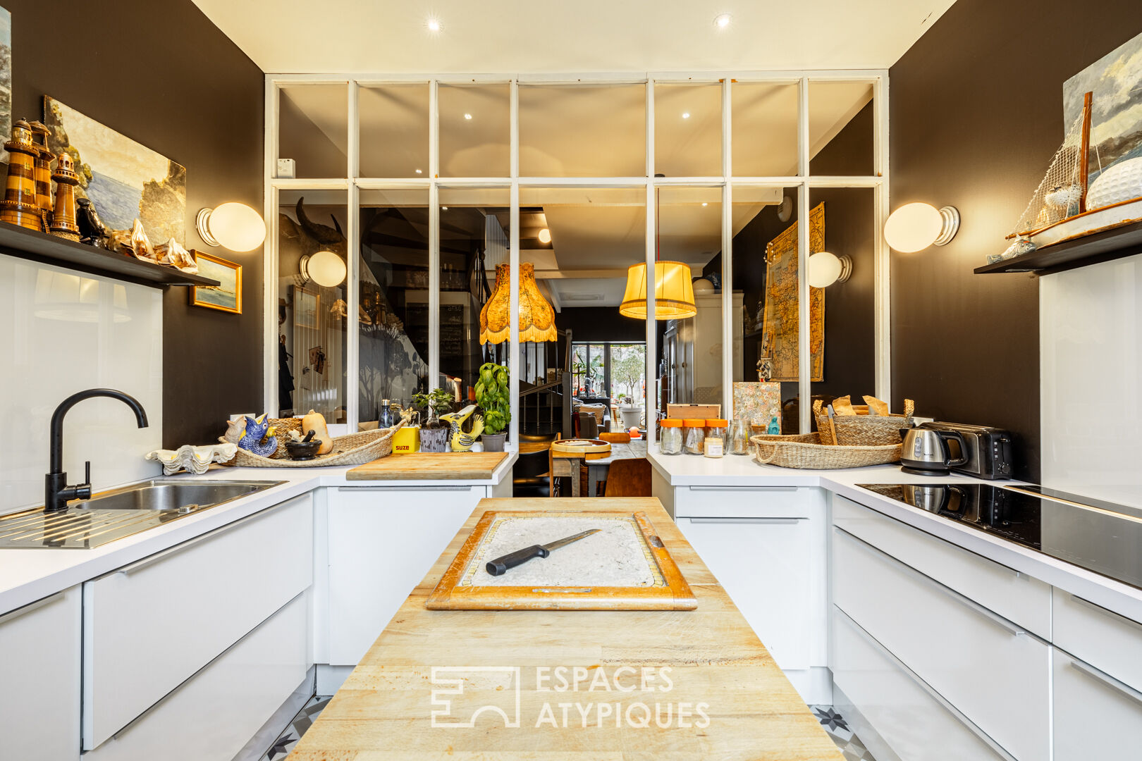 Townhouse with undeniable charm