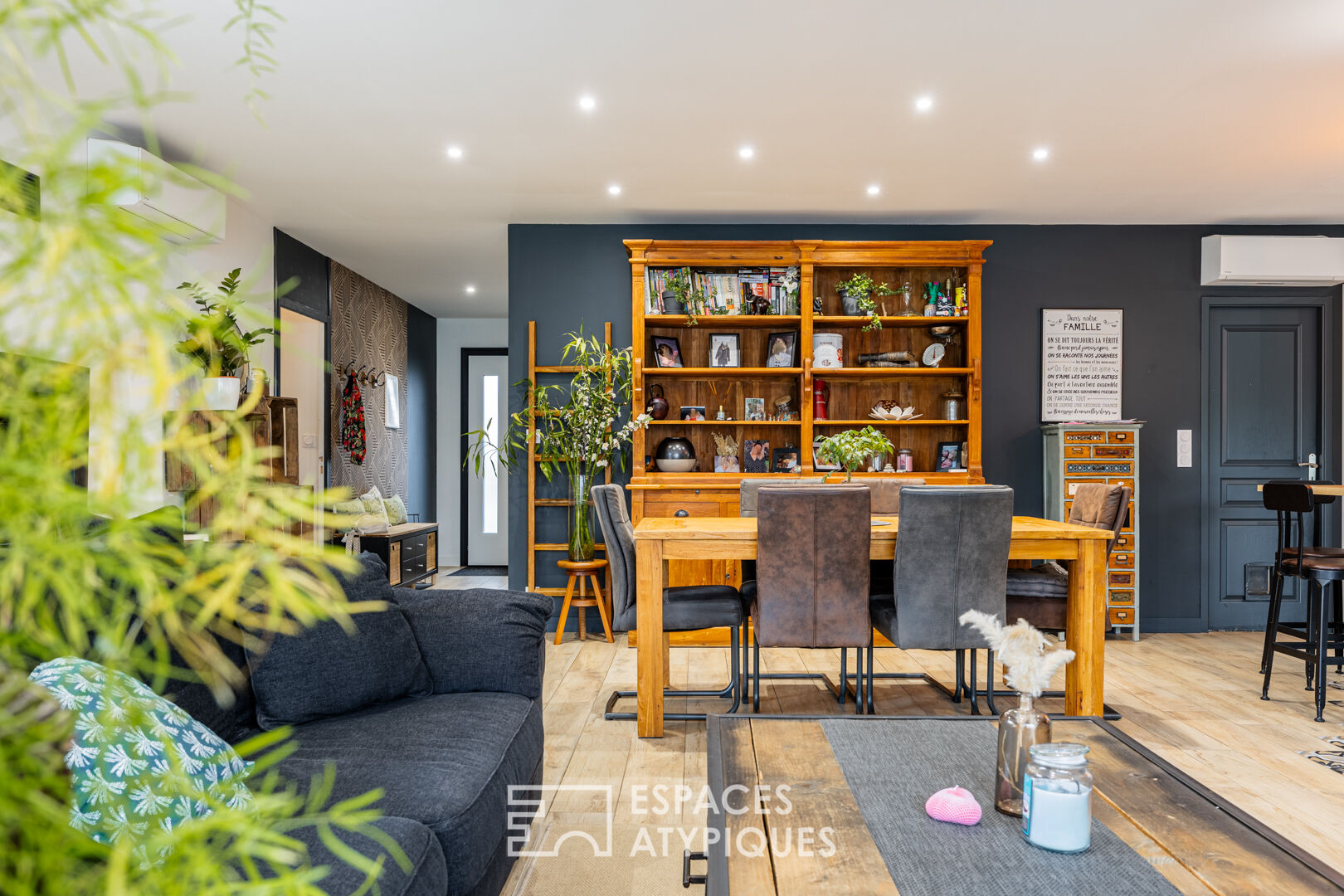 Modern family home near Royan