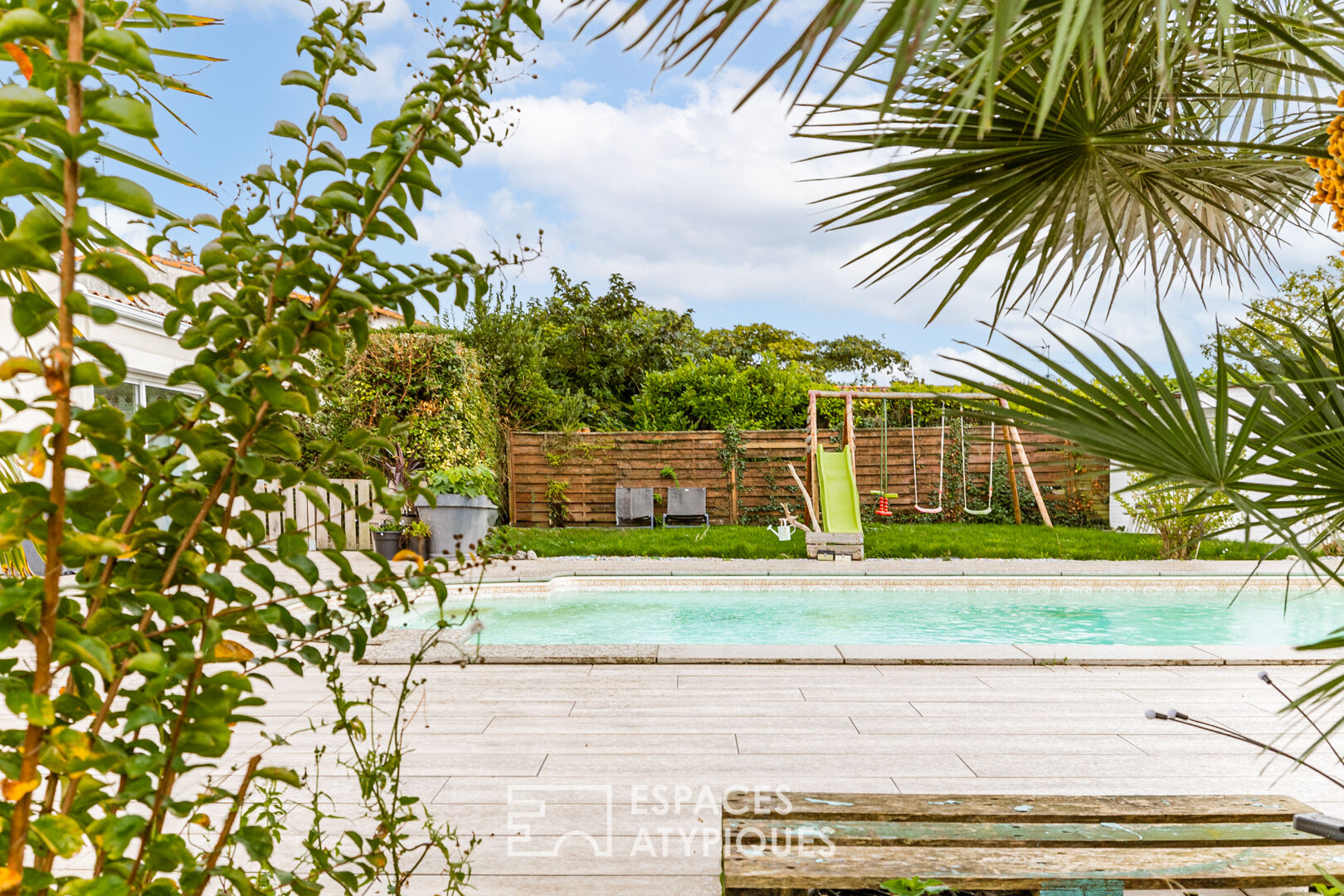 Modern family home near Royan