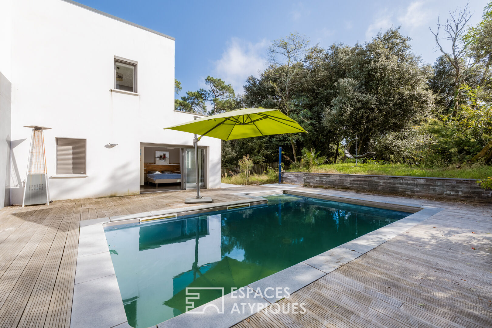 Contemporary family home a stone’s throw from the beaches