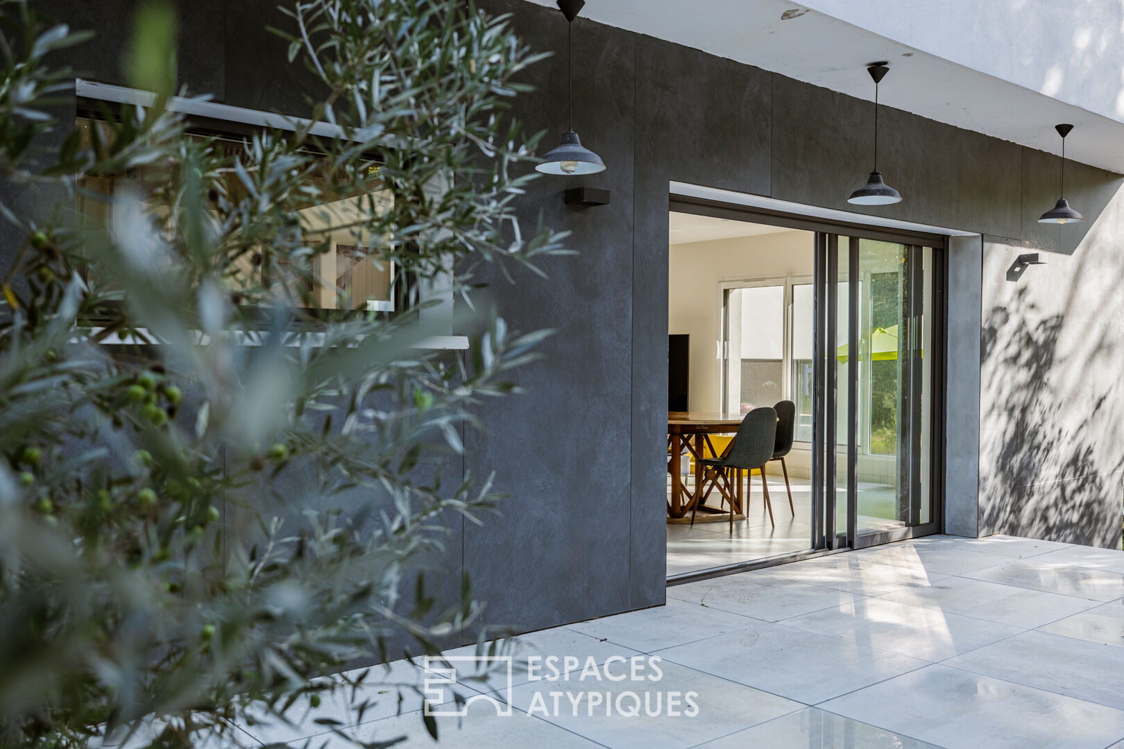 Contemporary family home a stone’s throw from the beaches