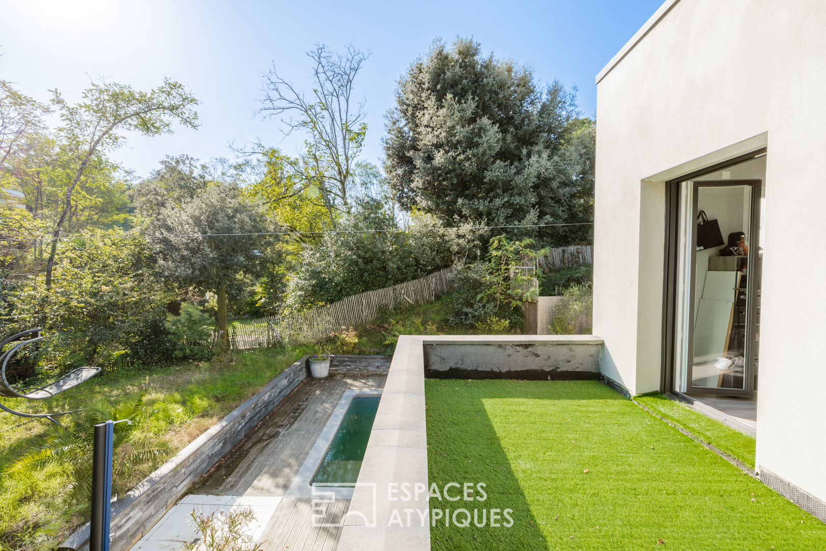Contemporary family home a stone’s throw from the beaches