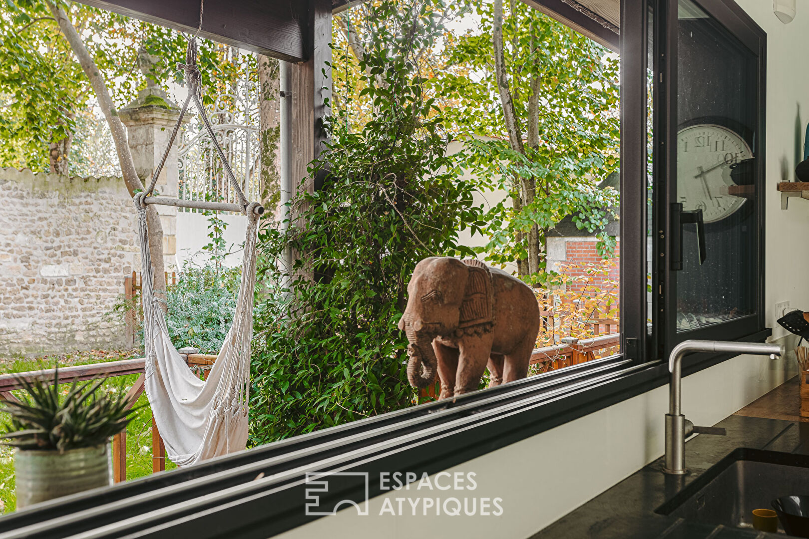 Maison écologique haut de gamme et sa forêt classée