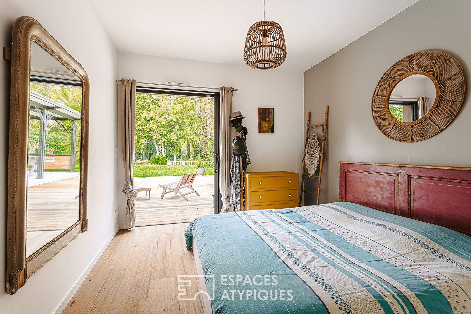 Maison écologique haut de gamme et sa forêt classée