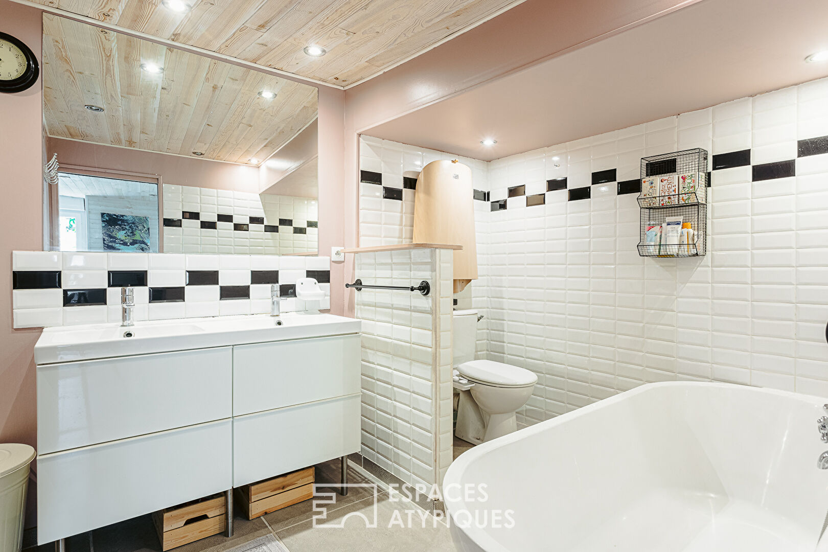Authentic family home in the heart of the village