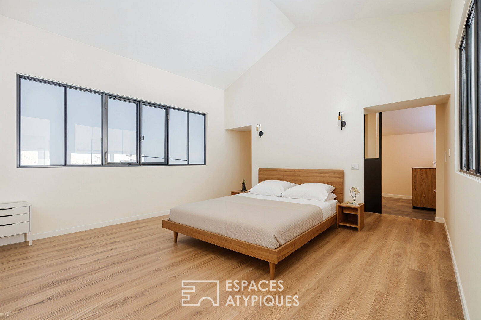 Loft in a former school in downtown Royan