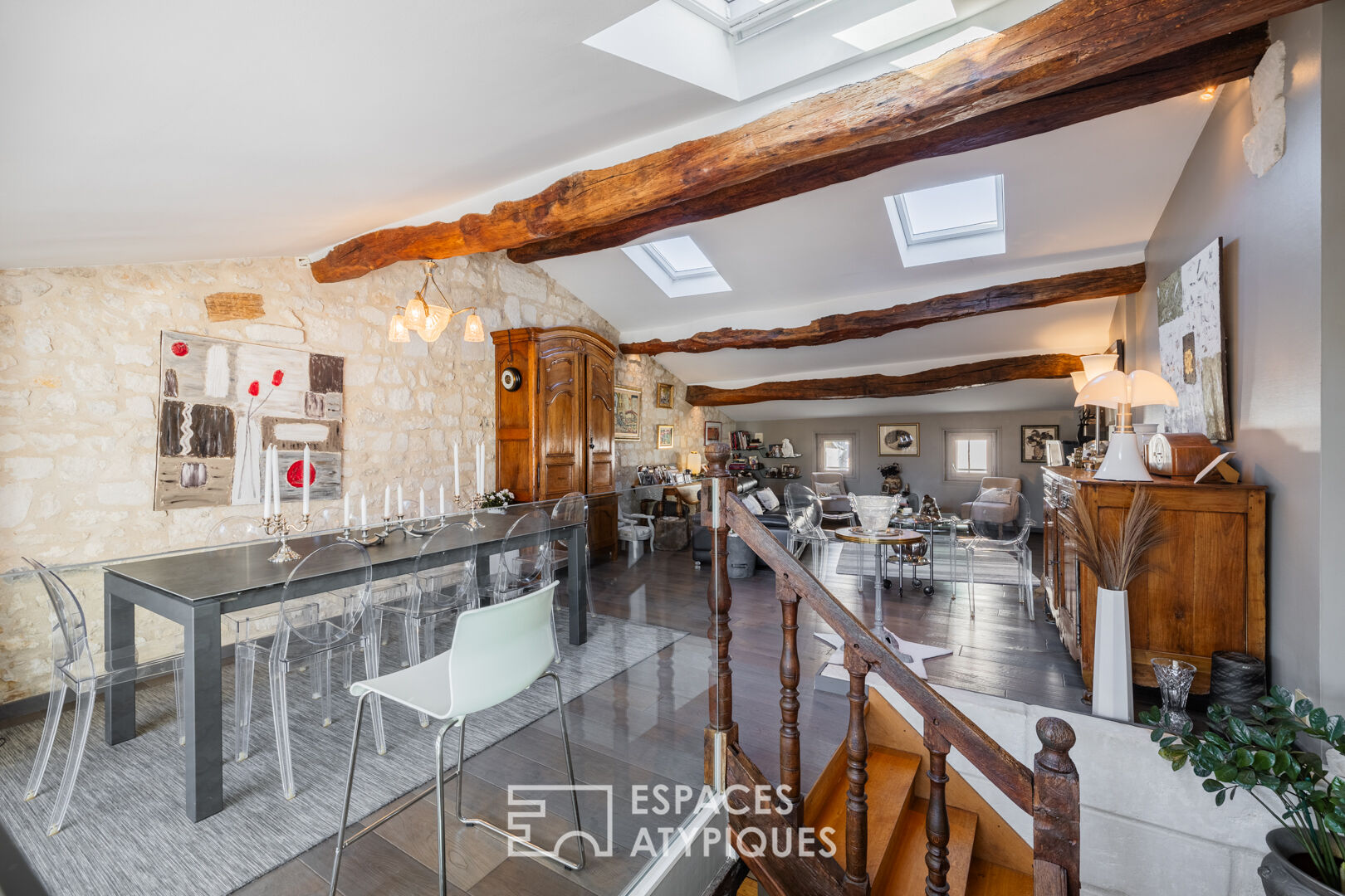 The elegance of a house-style apartment in the historic heart of Saintes