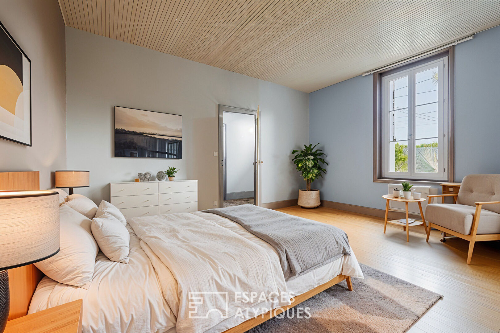 Charm and Authenticity in a renovated old Post Office