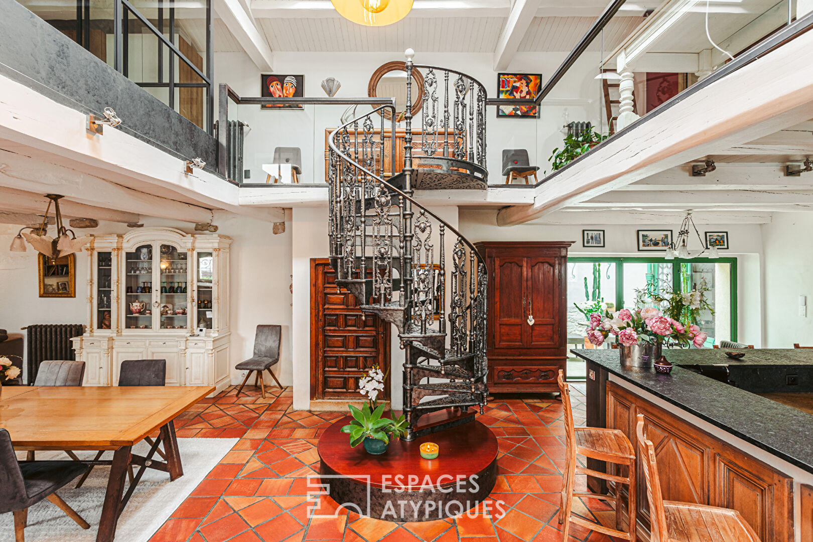 ANCIENNE ECURIE AUX ALLURES DE LOFT
