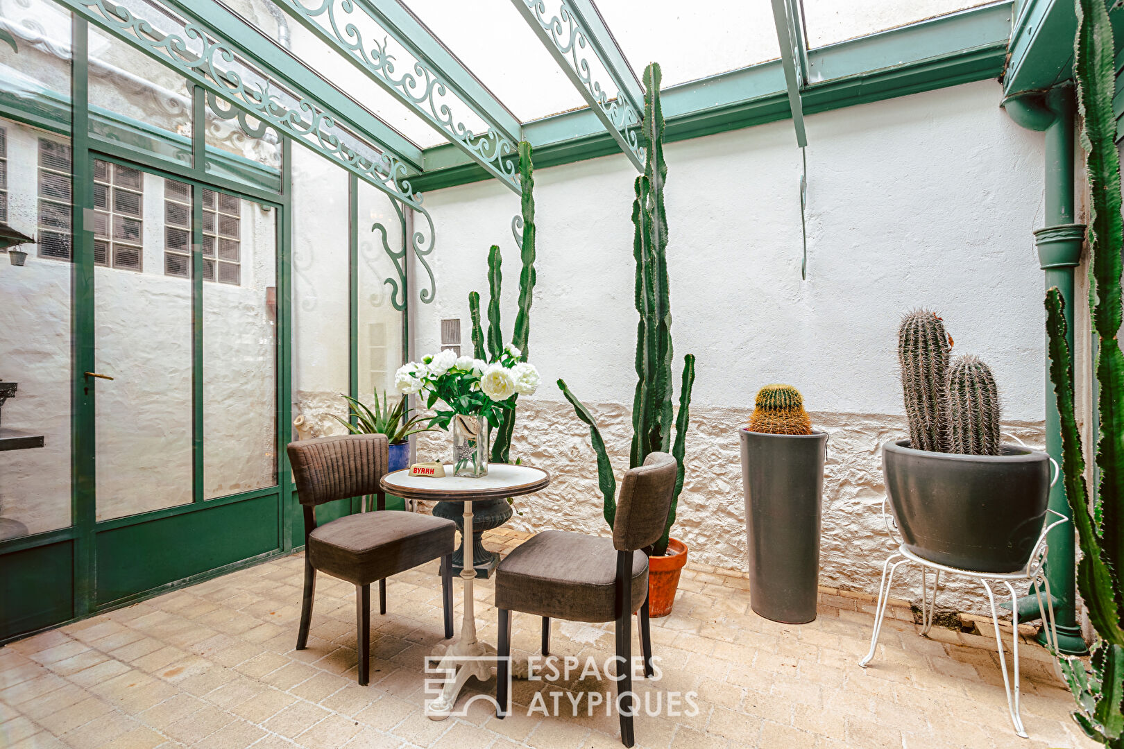 ANCIENNE ECURIE AUX ALLURES DE LOFT