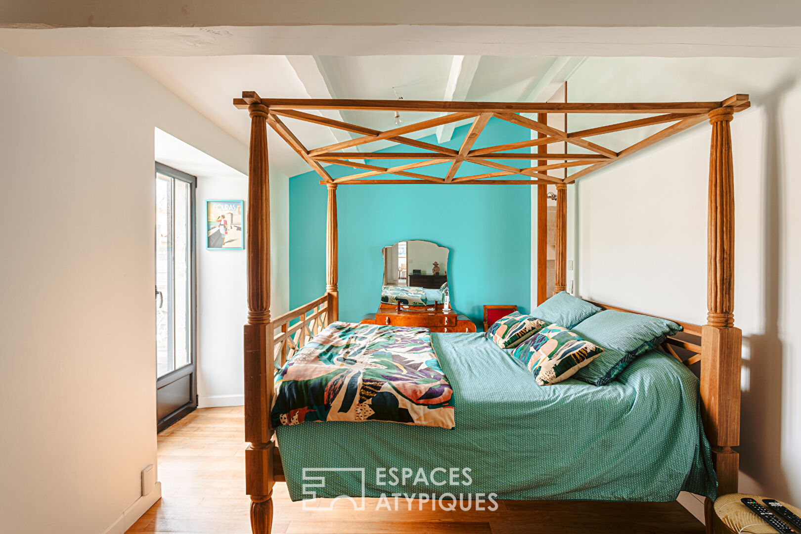 ANCIENNE ECURIE AUX ALLURES DE LOFT