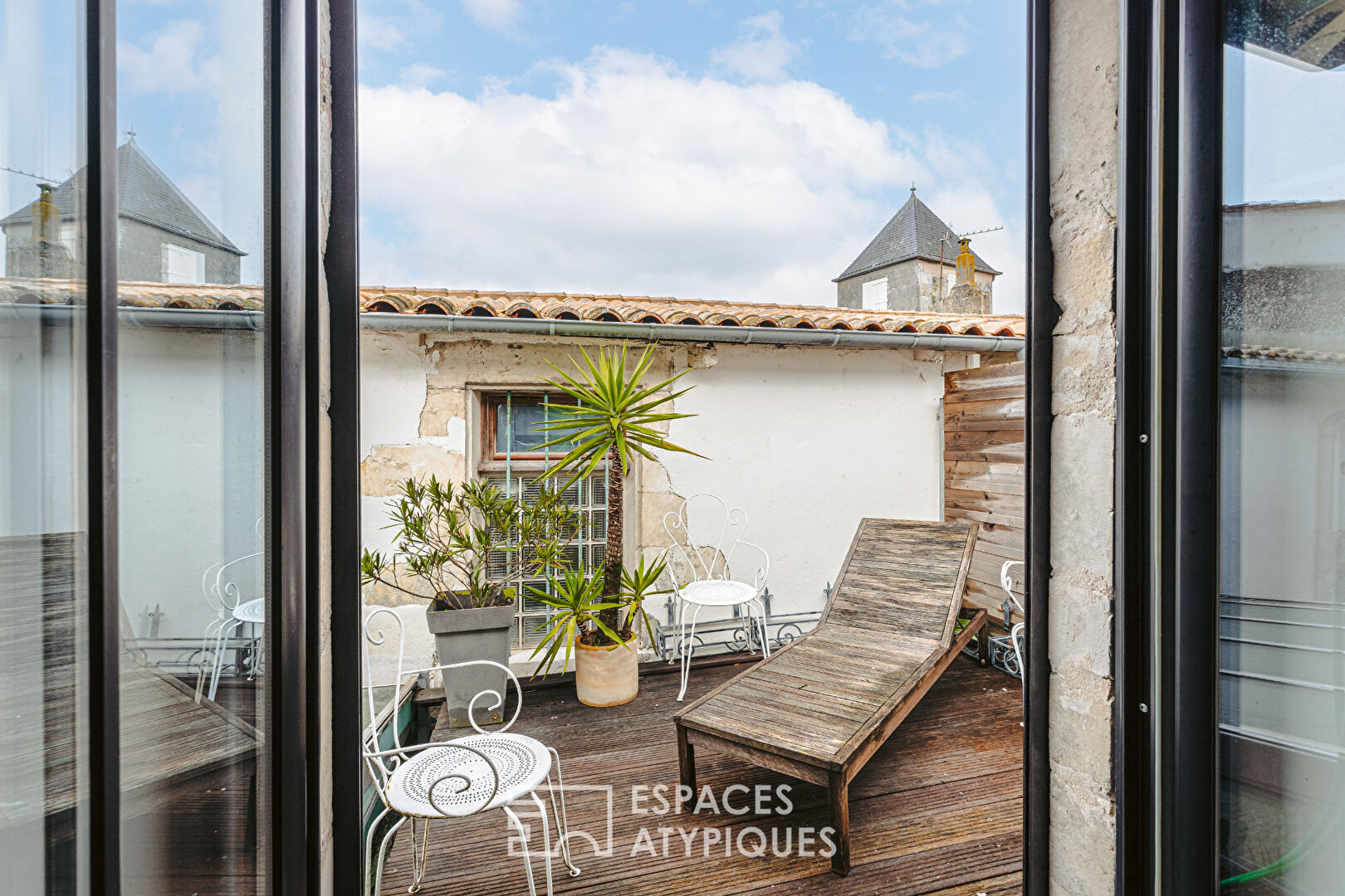 ANCIENNE ECURIE AUX ALLURES DE LOFT