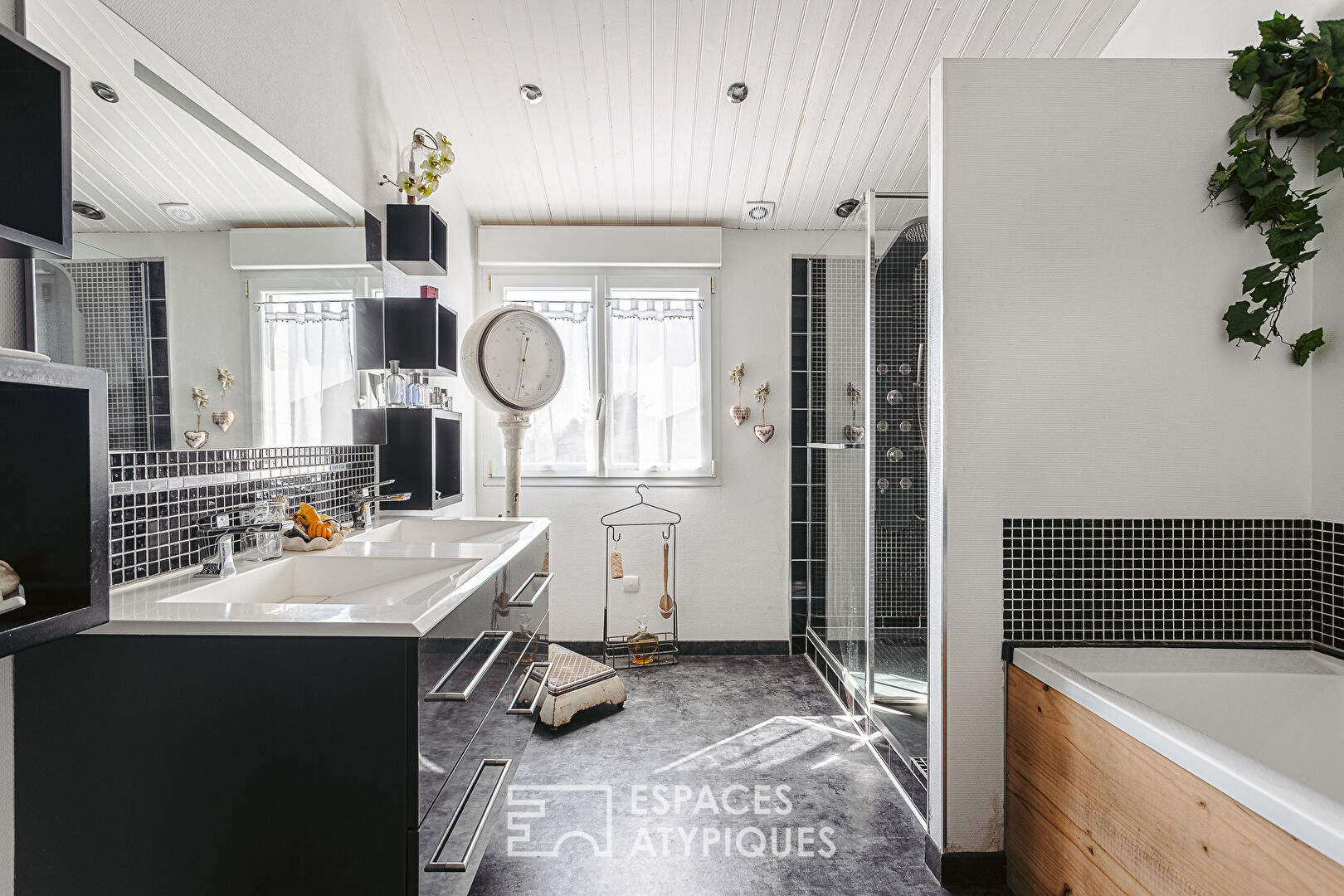 Maison familiale rénovée et sa dépendance aux portes de La Rochelle