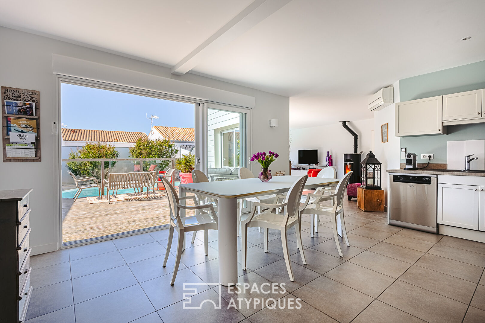 Bright family home close to the seaside