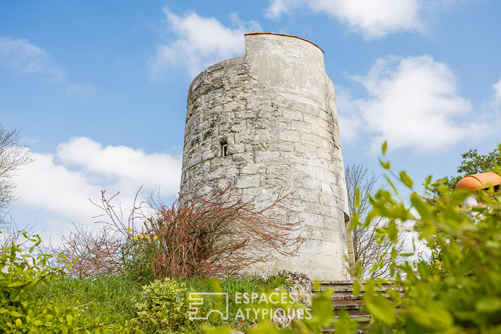Maison à la vue Estuaire avec son moulin