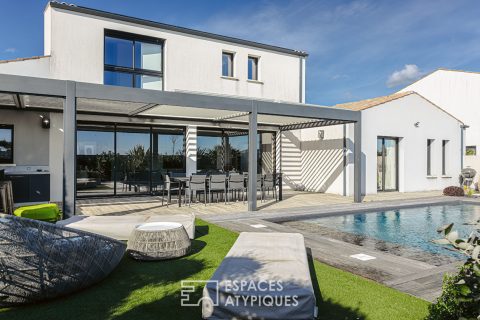 Contemporary with high-end services