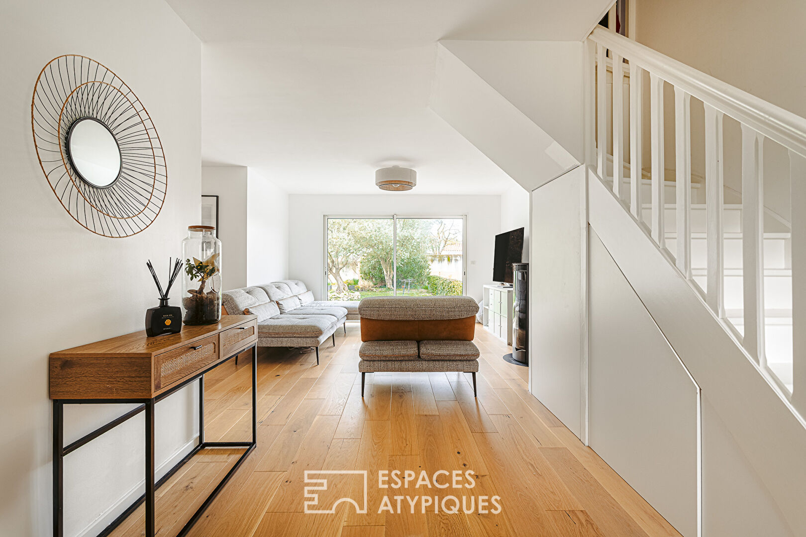 Élégante maison rénovée et son studio indépendant aux portes de La Rochelle