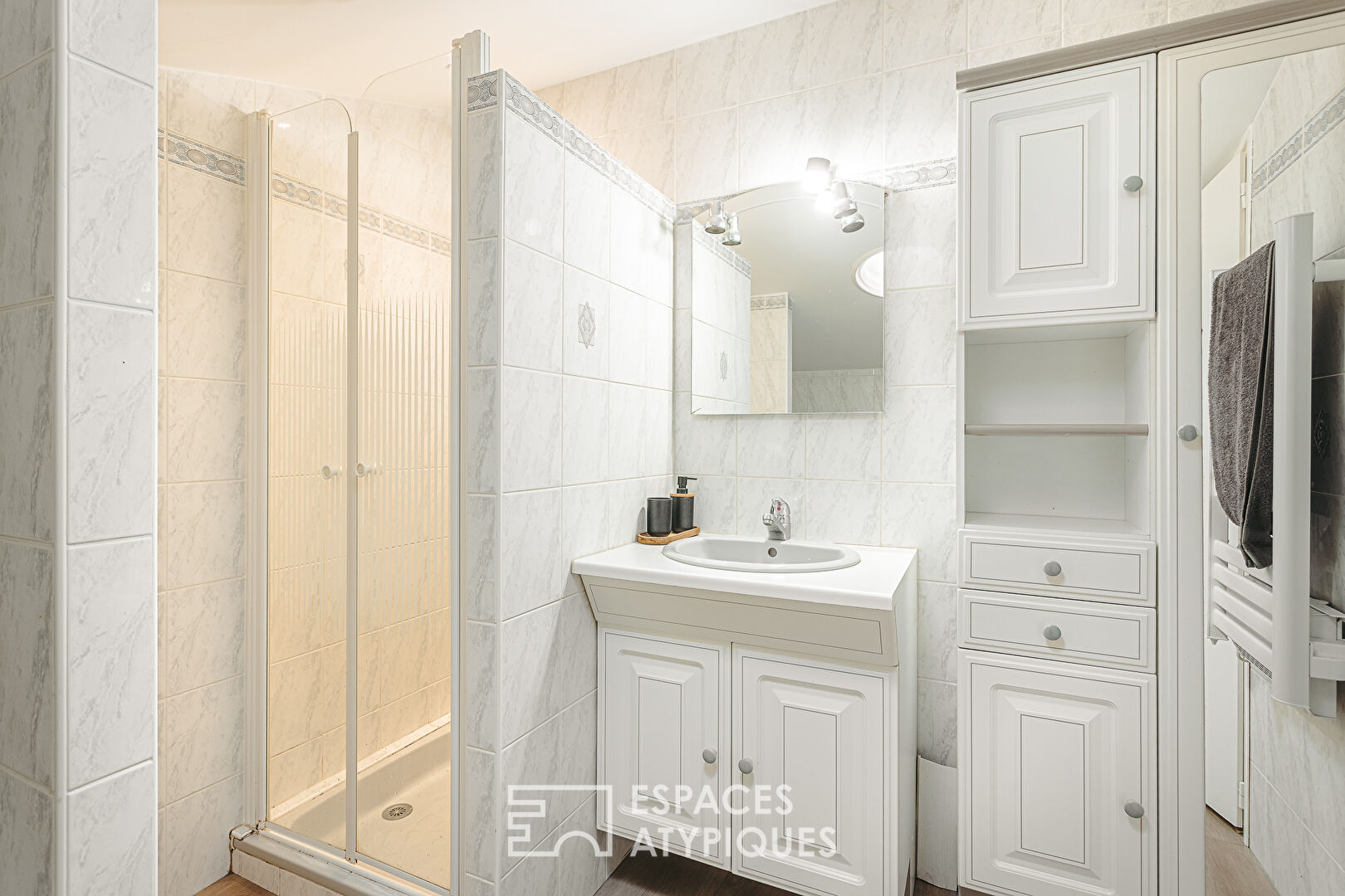 Élégante maison rénovée et son studio indépendant aux portes de La Rochelle