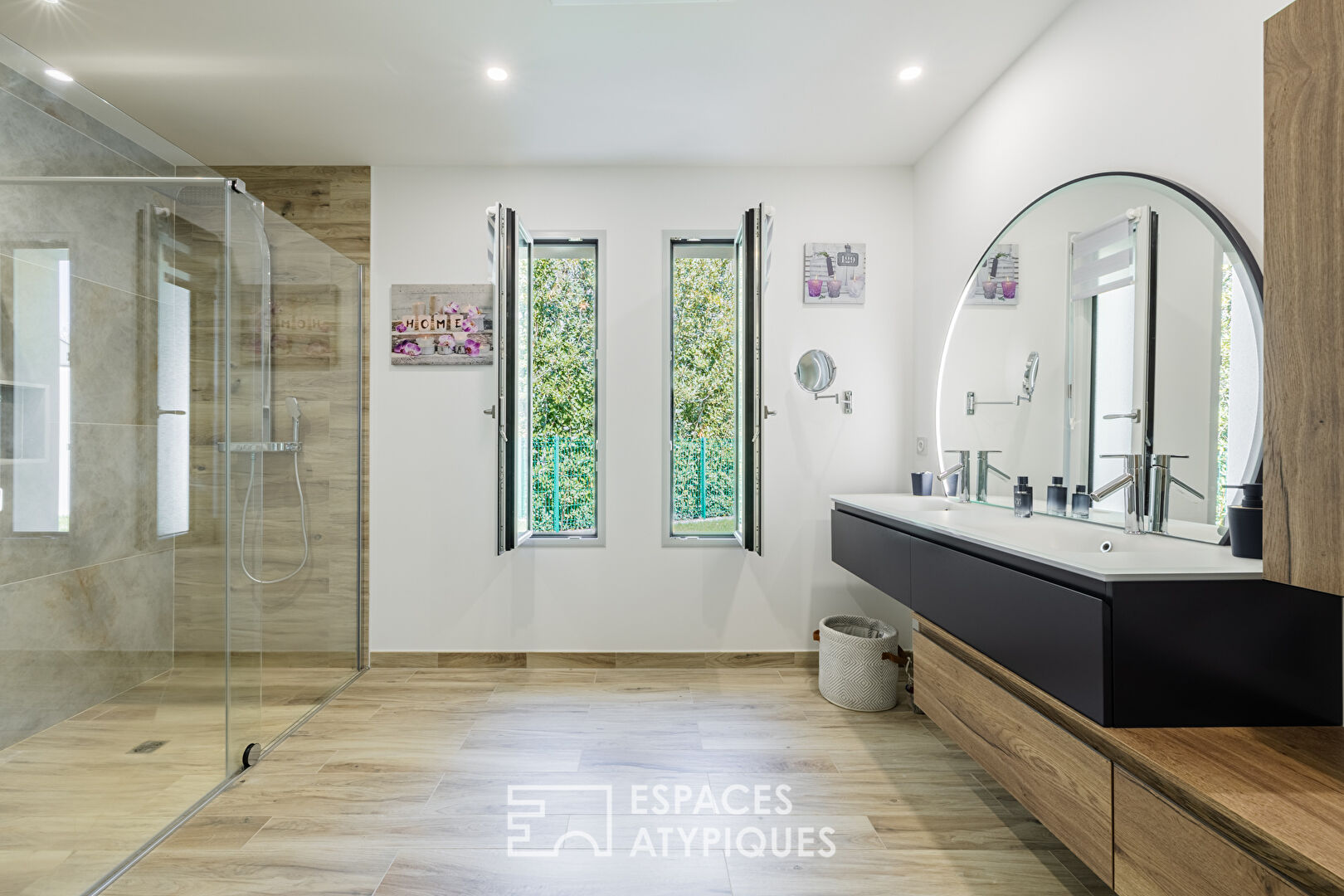A contemporary villa where light reigns supreme