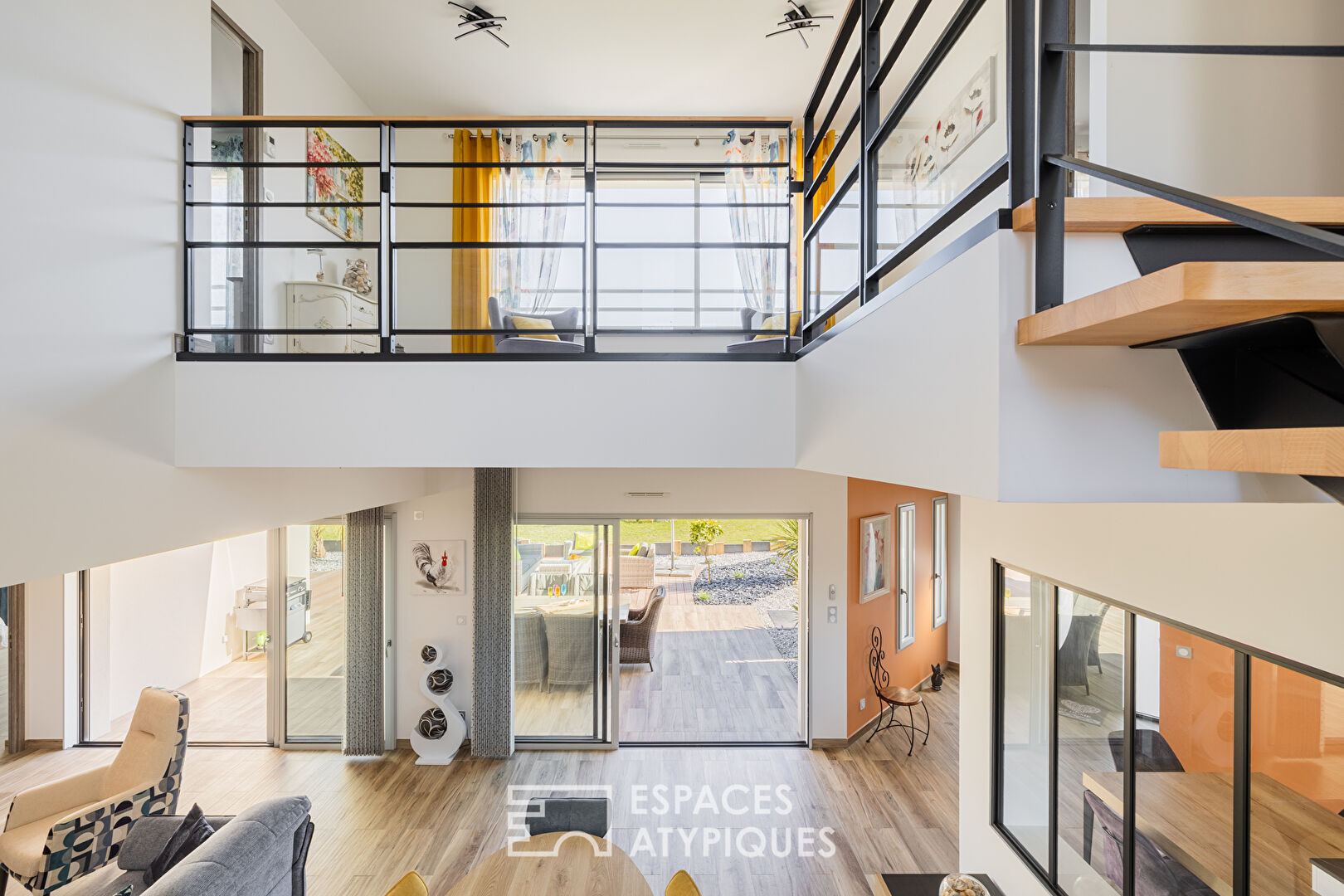 A contemporary villa where light reigns supreme