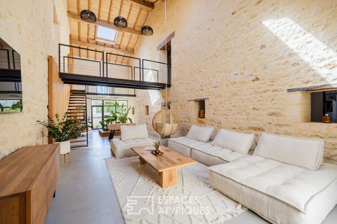 Grange rénovée en esprit loft