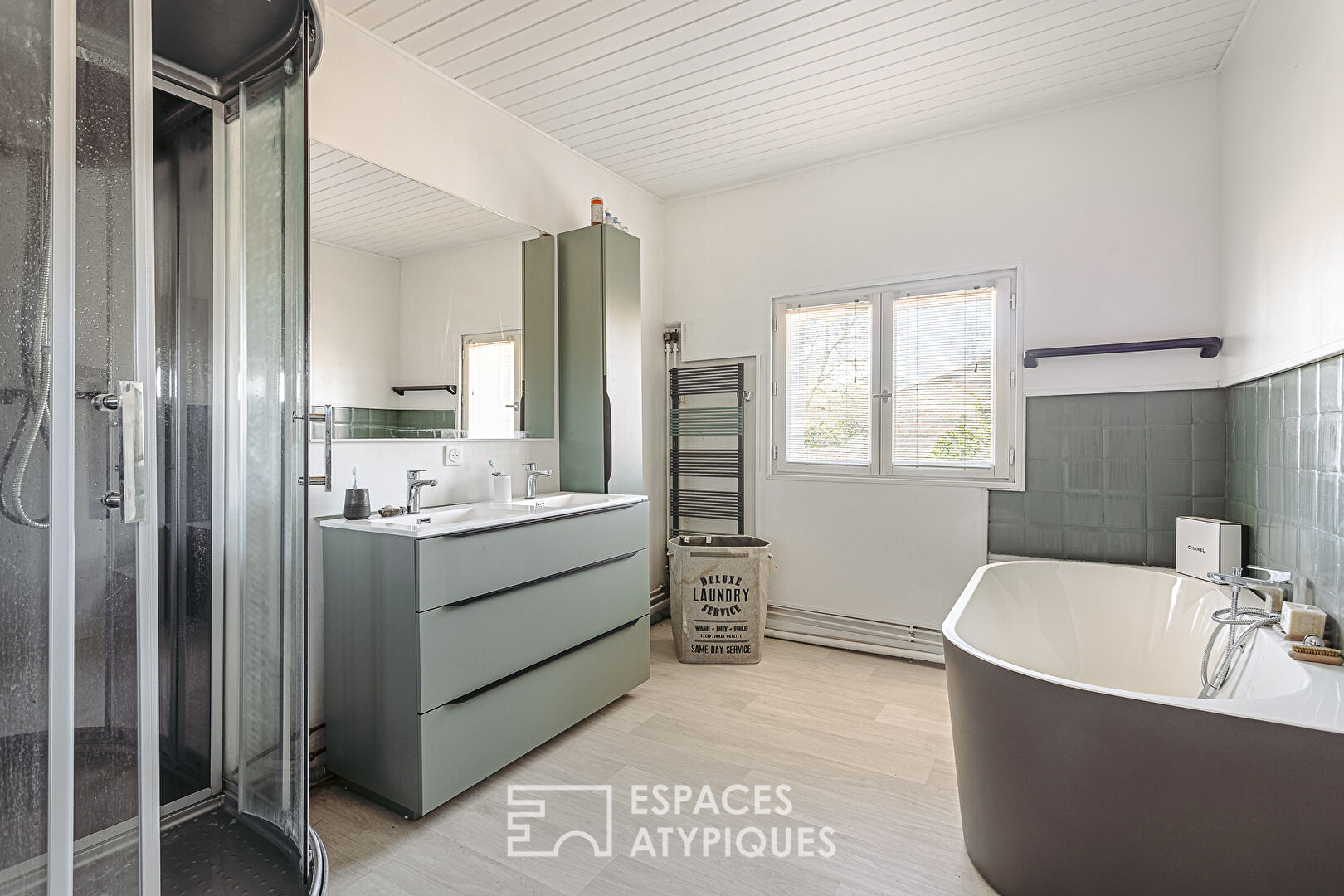 Un bien de caractère au coeur d’un hameau bucolique
