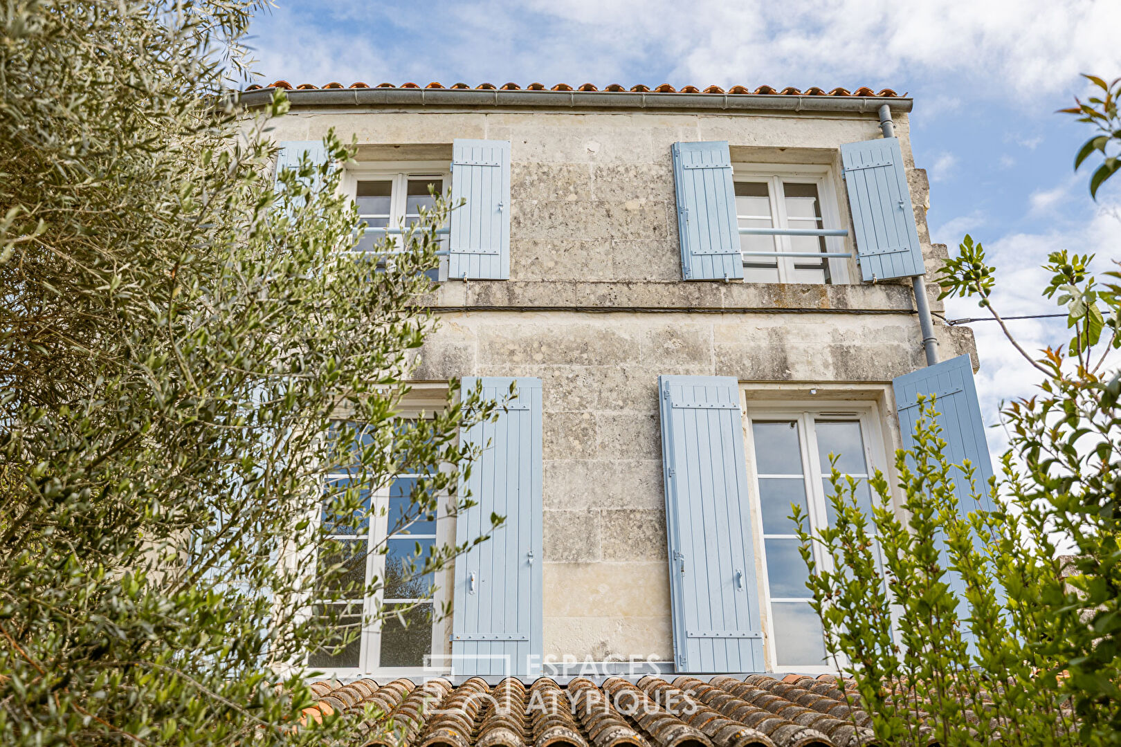 Maison de ville, au coeur de Saintes Rive Gauche