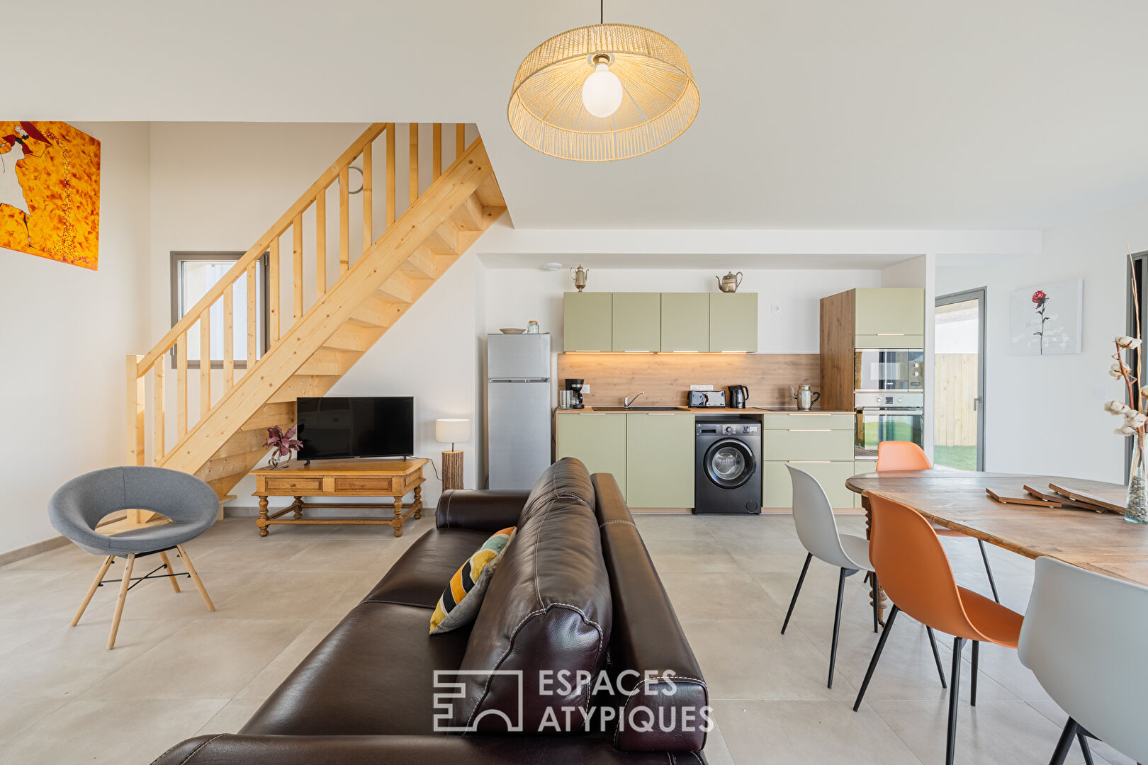 New villa, a haven of serenity on the edge of Saint-Denis, with garden and pool