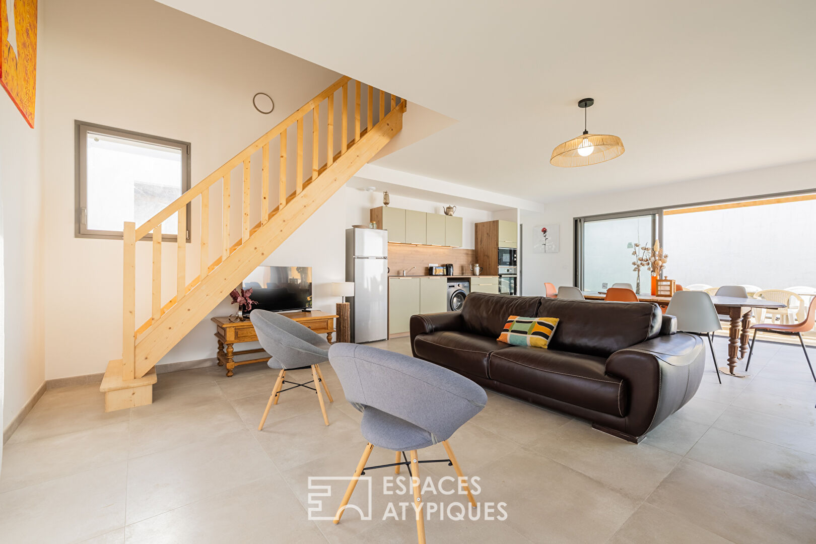 New villa, a haven of serenity on the edge of Saint-Denis, with garden and pool