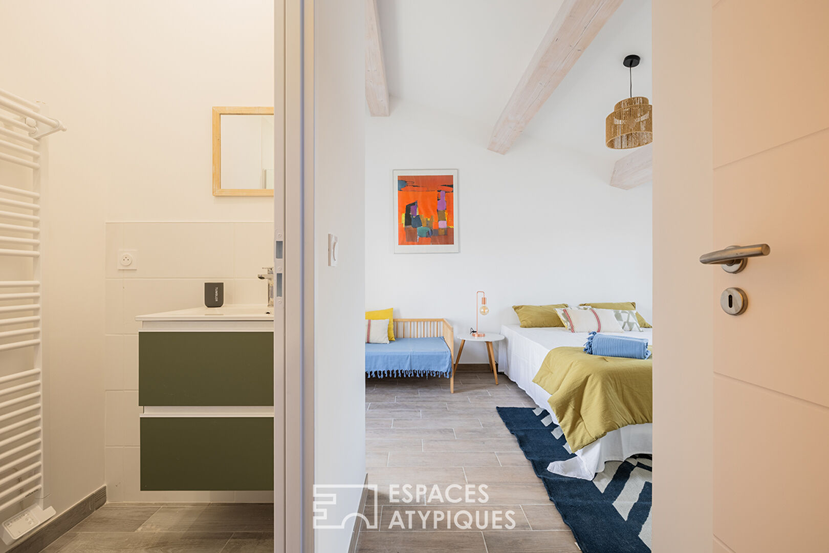 New villa, a haven of serenity on the edge of Saint-Denis, with garden and pool