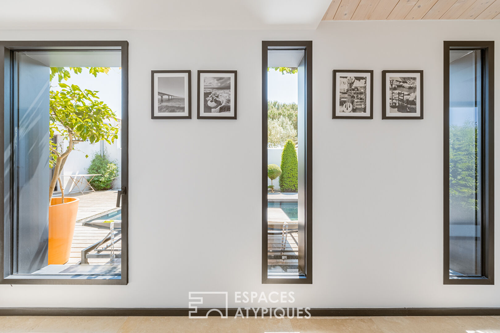 Villa aux airs de vacances entre vignes et plage