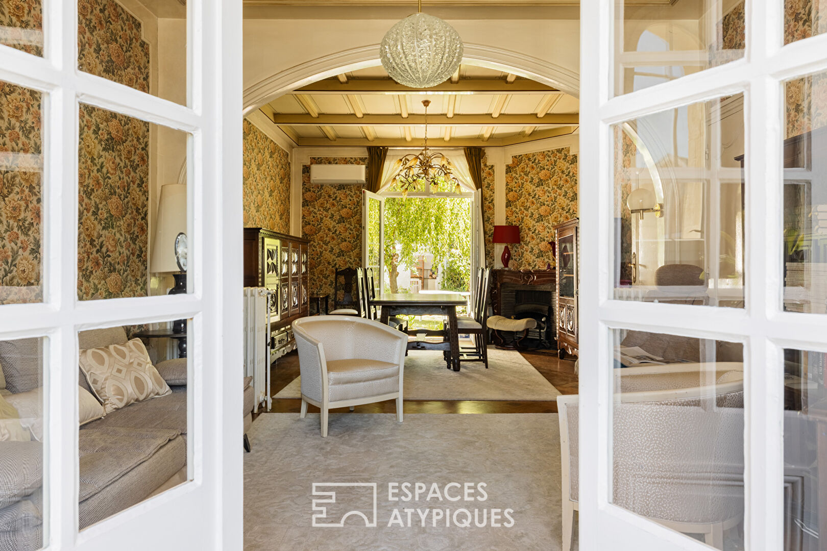 Art Deco villa in the Golden Triangle of Châtelaillon-Plage