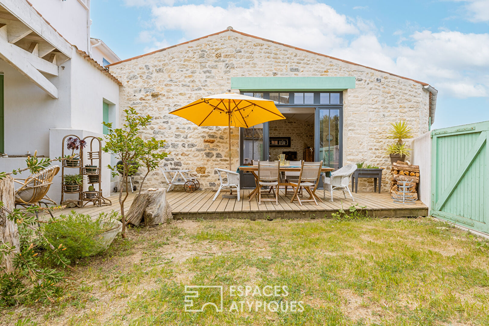 The bohemian soul of old cellars with timeless character