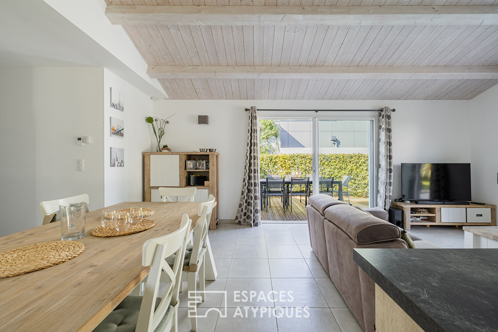Pied à terre chaleureux niché entre La Rochelle et l’ïle de Ré