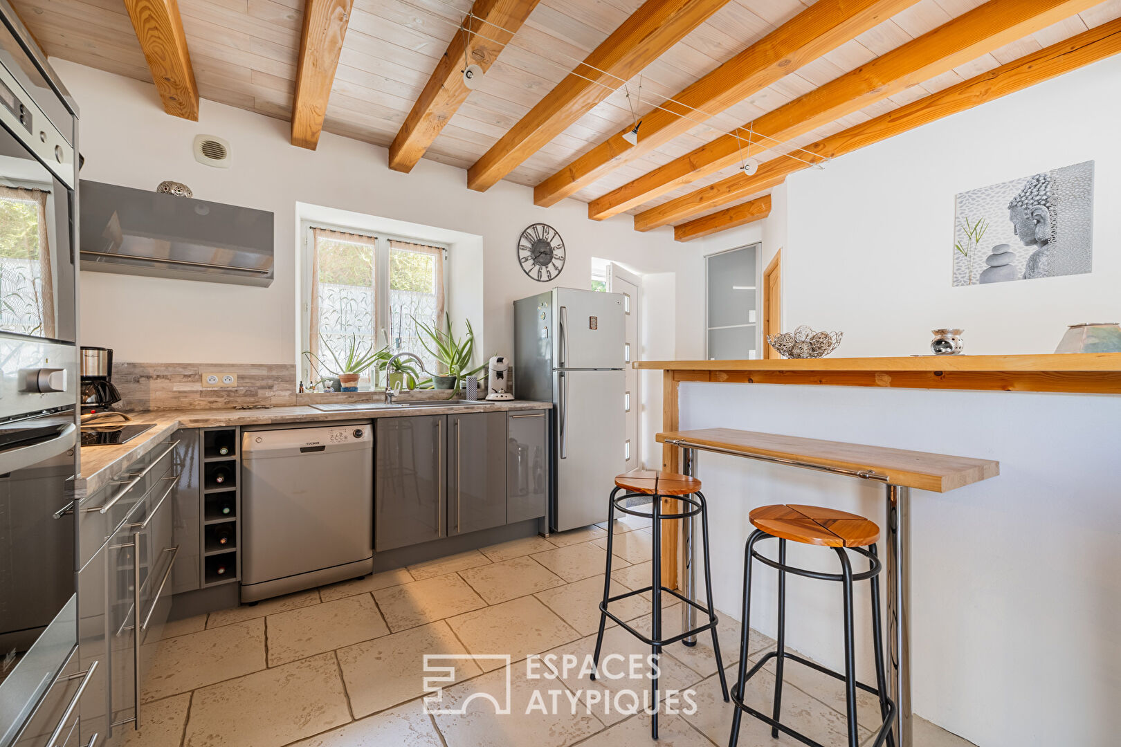 Maison charentaise rénovée entre Saintes et les plages