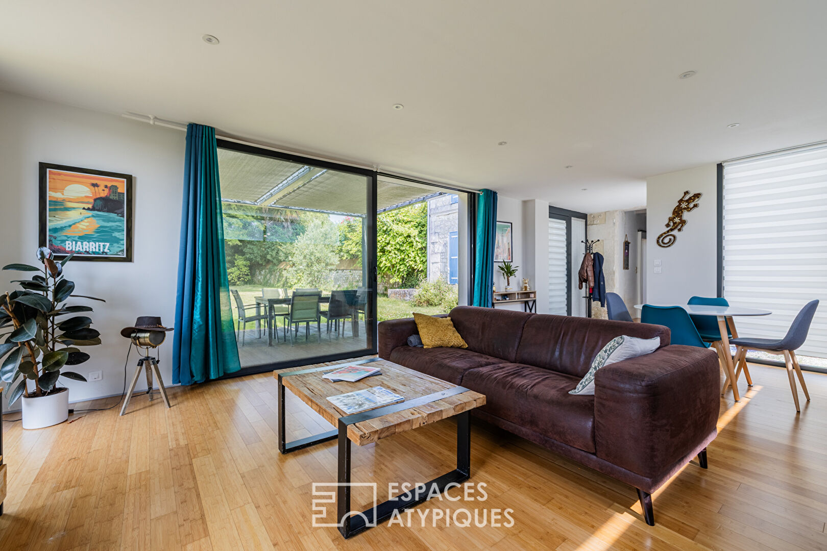 Harmonie entre charme charentais et design moderniste