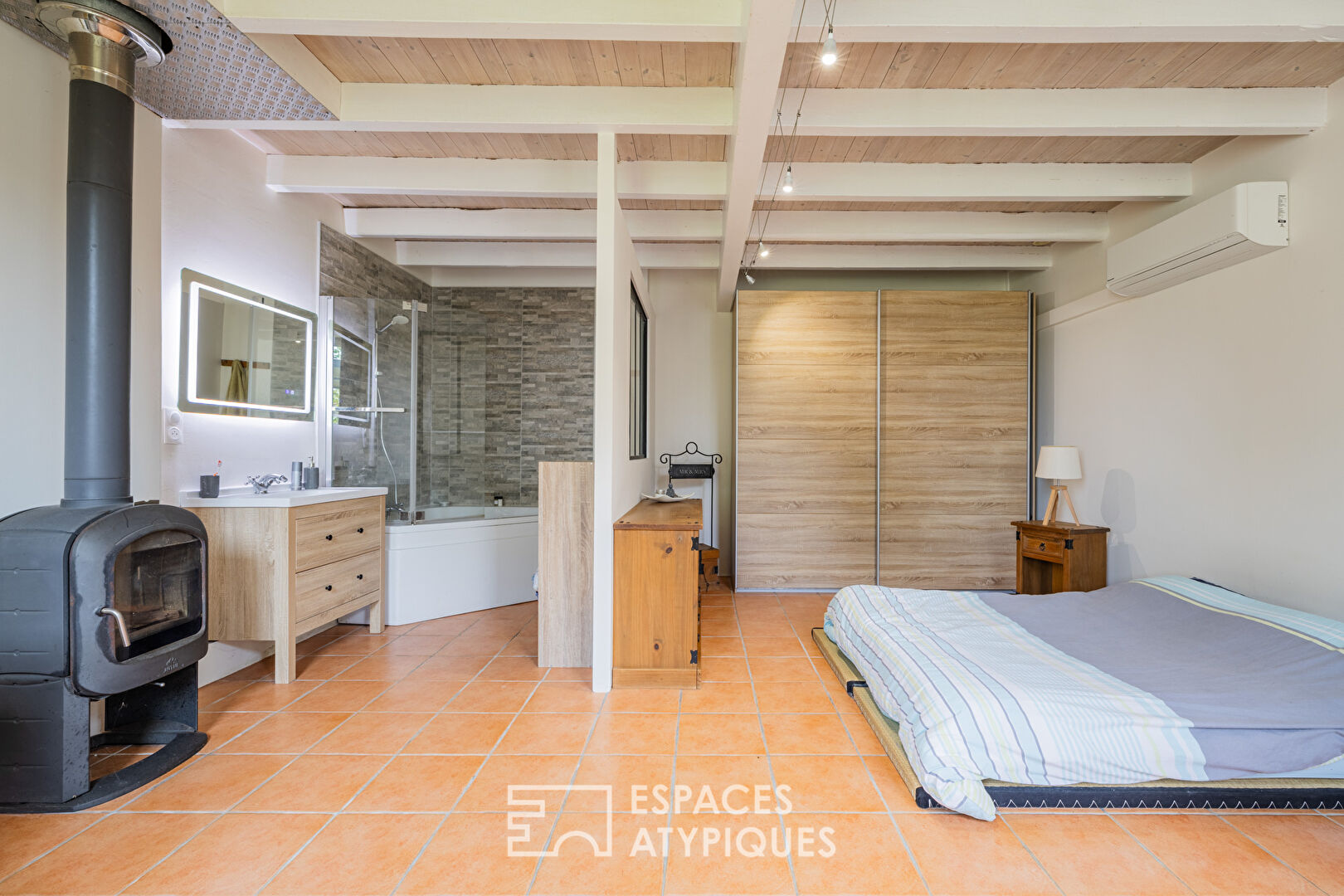 Harmonie entre charme charentais et design moderniste